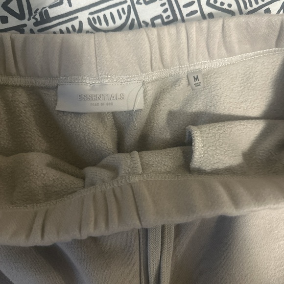 Men's Gray Sweatpants - Picture 3 of 6
